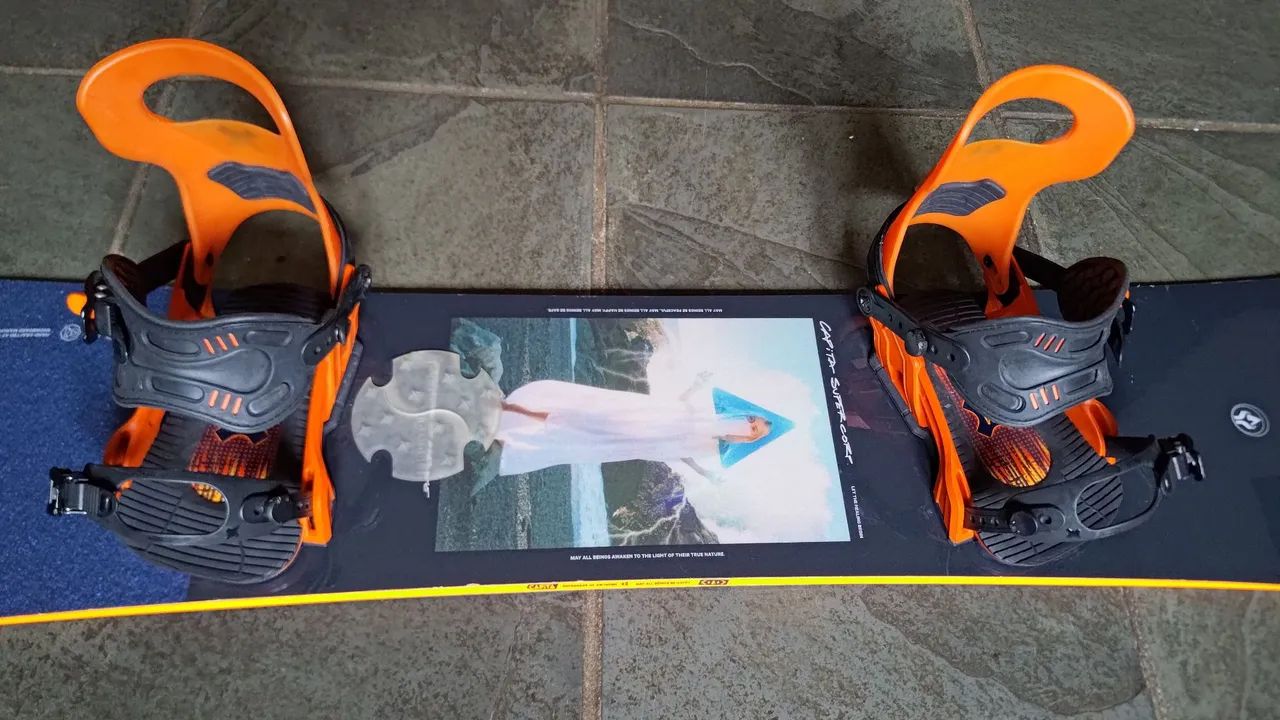 Snowboard CAPITA DOA 159w - Esportes de Quadra e Ao Ar Livre