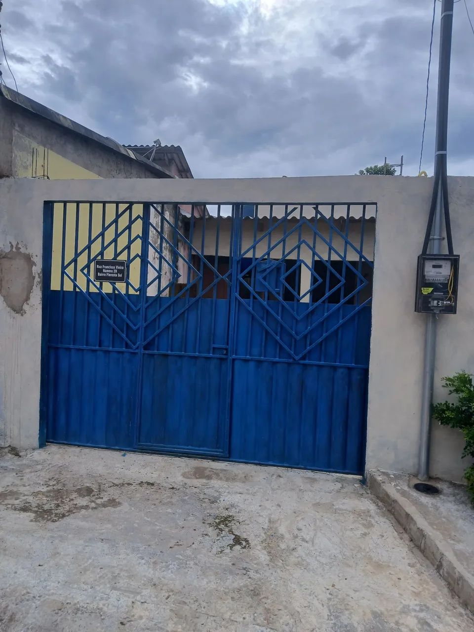 Vendo uma casa ou troco otimalocalizasao - Foto 4