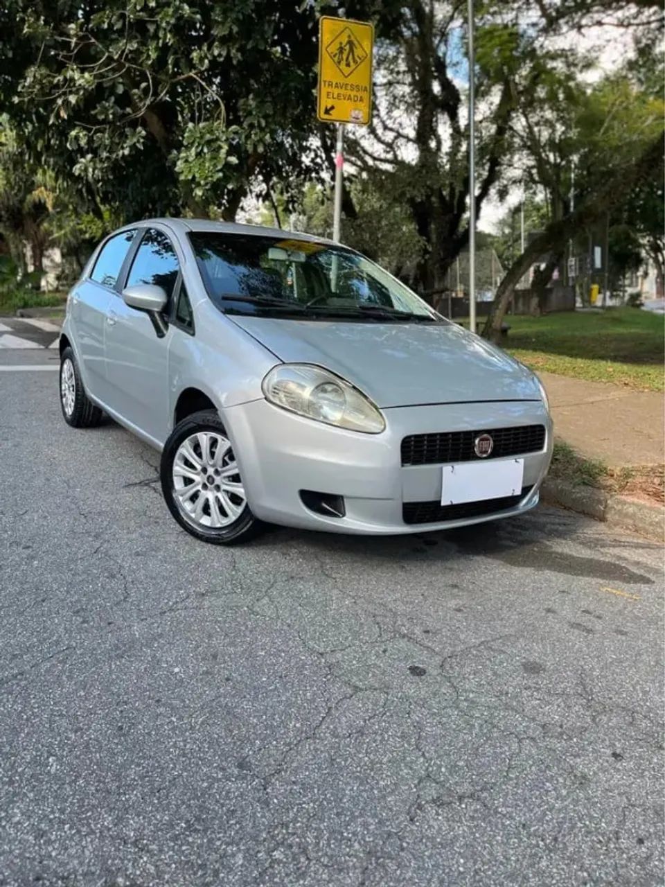 Fiat Punto Punto ATTRACTIVE 1.4 Fire Flex 8V 5p 2012