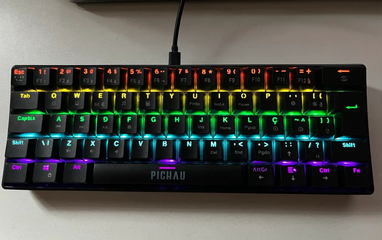 Teclado gamer pichau 60%