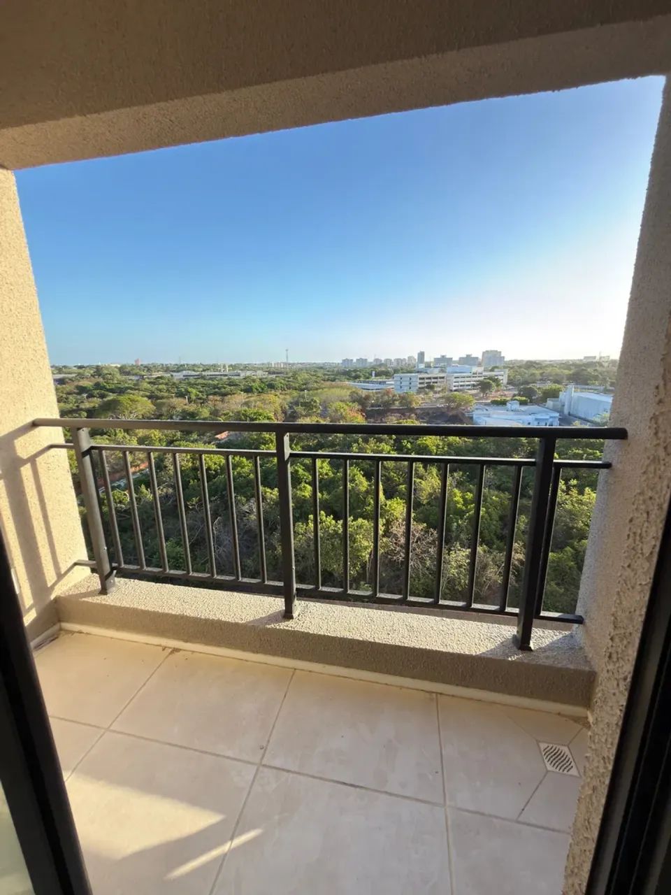 APARTAMENTO 3 QUARTOS COM SUITE E VARANDA À 2 quadras do LAGO JACAREY - Foto 4