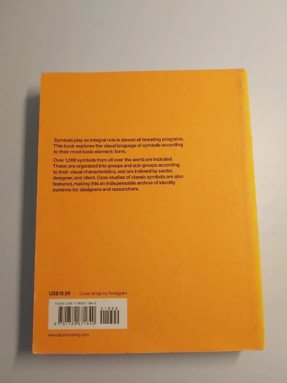Symbol: The Reference Guide to Abstract and Figurative Trademarks - Foto 2