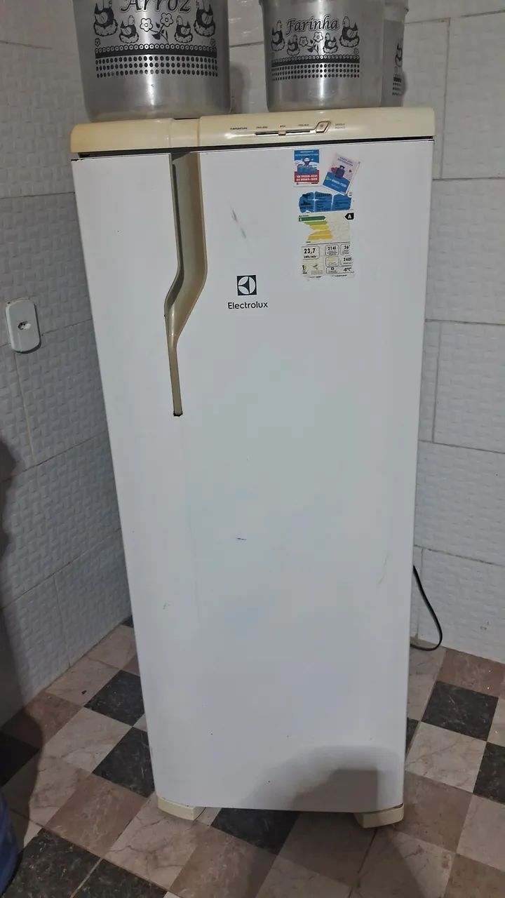 Geladeira valor 350