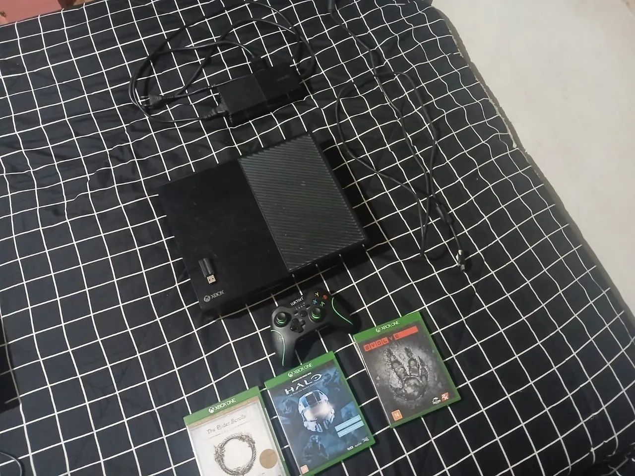 Xbox One em ótimo estado, funcionando perfeitamente! ? - Foto 2