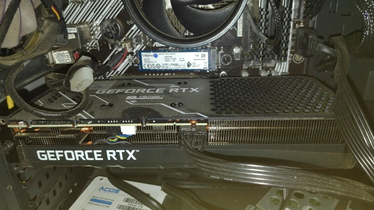RTX 3060 12GB - Pouquíssimo Uso - Ótimo Estado - RJ - Foto 4