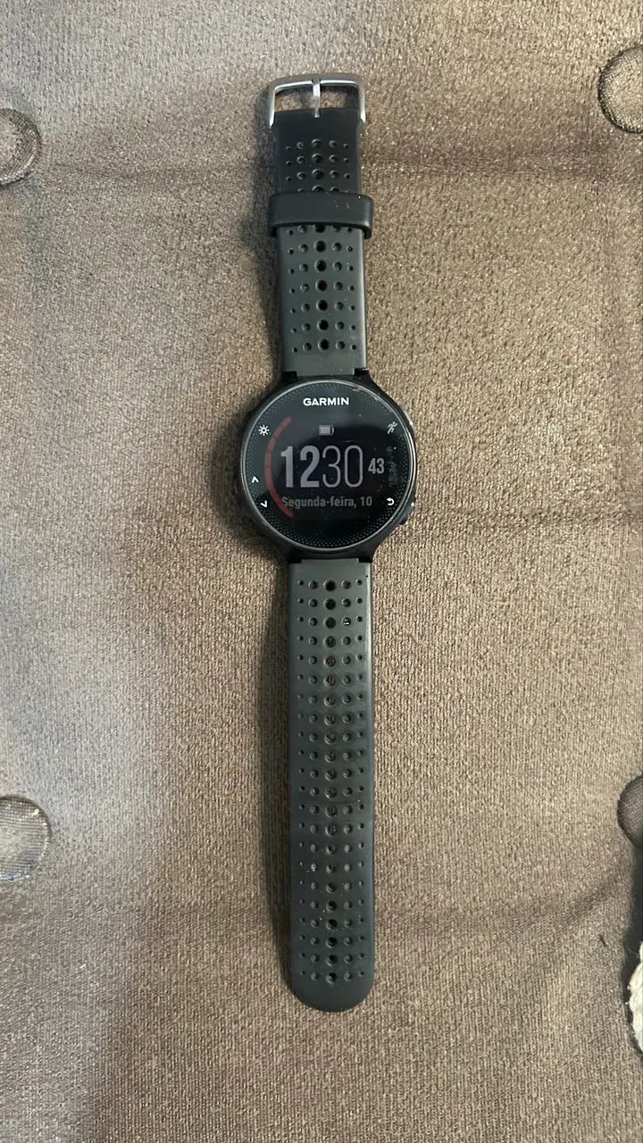 Garmin Forerunner 235