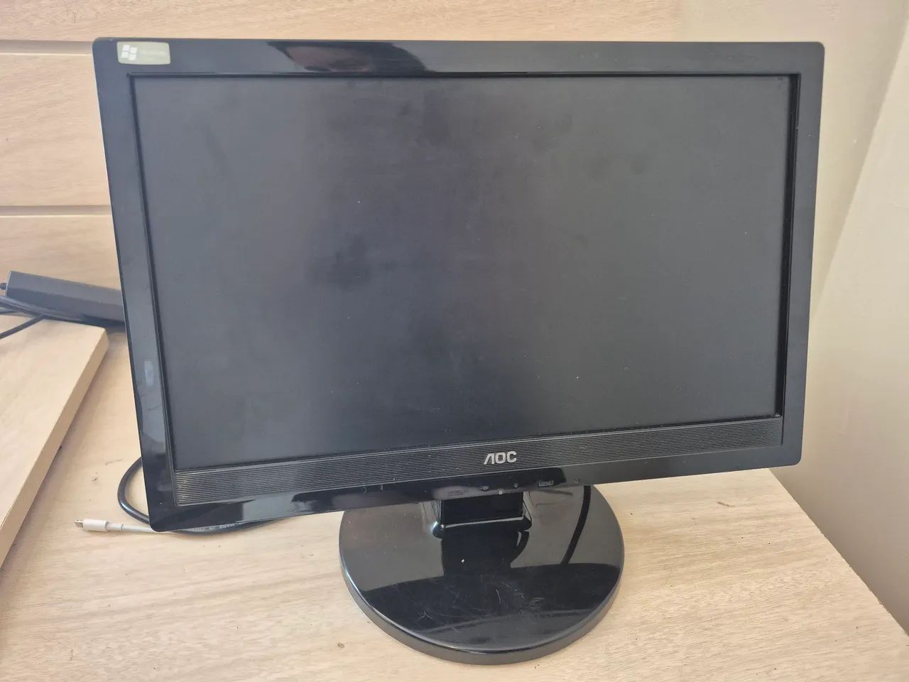 Monitor AOC 15,6 polegadas.  - Foto 4