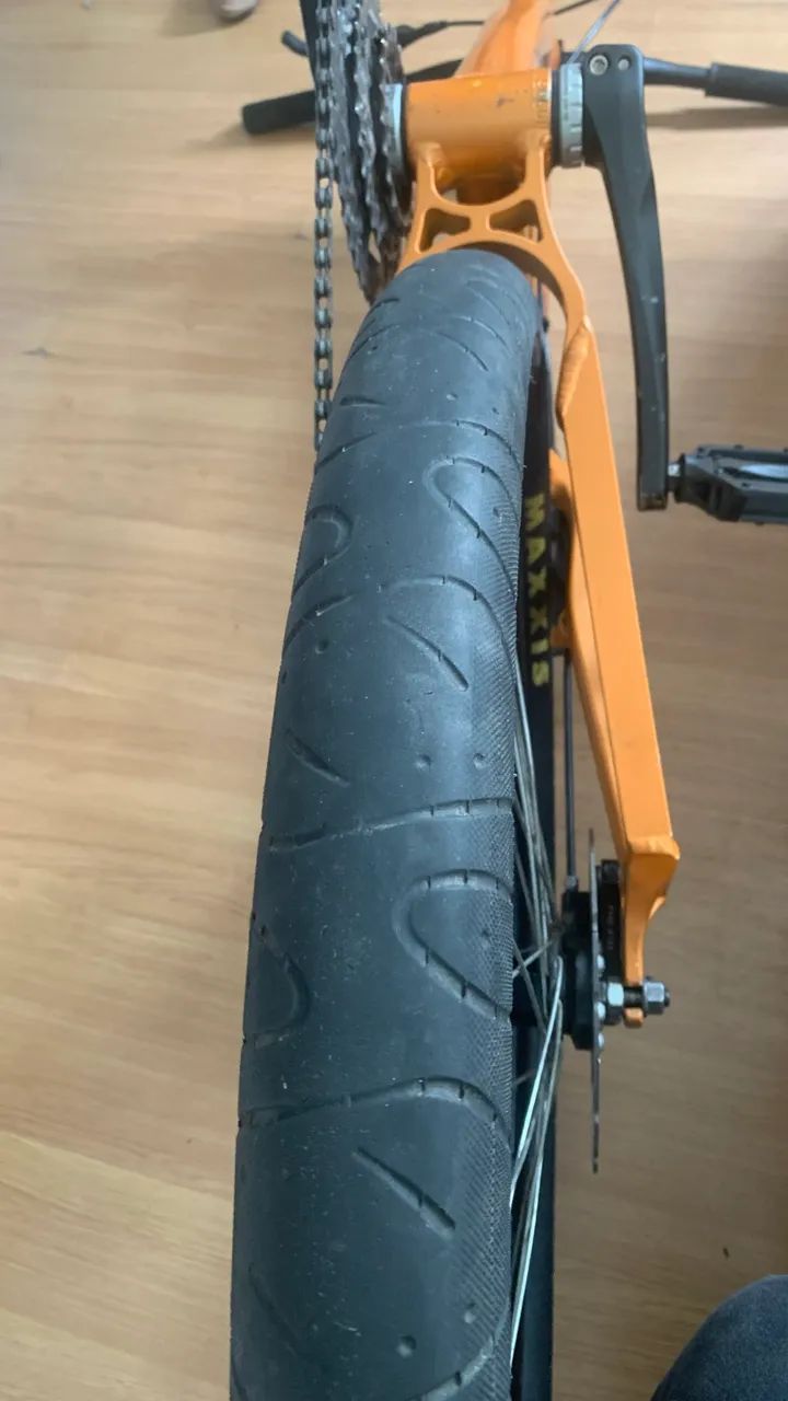 Pneu maxxis hookworm aro 26 - Foto 2