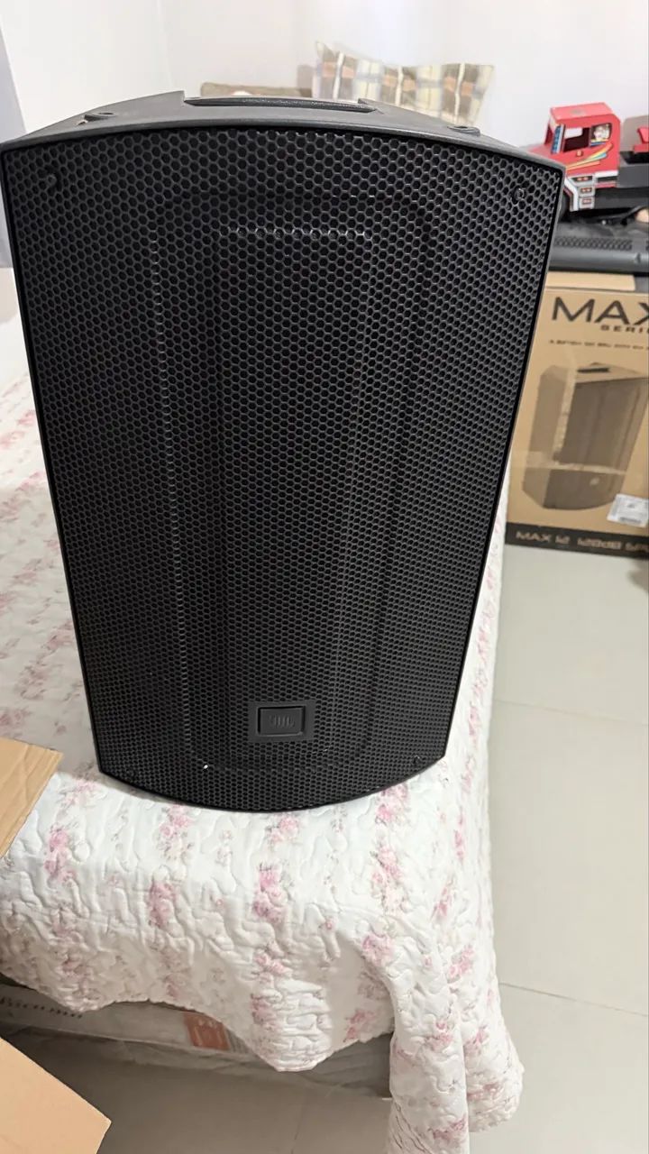 Caixas profissional Jbl max 12 ativas - Foto 2