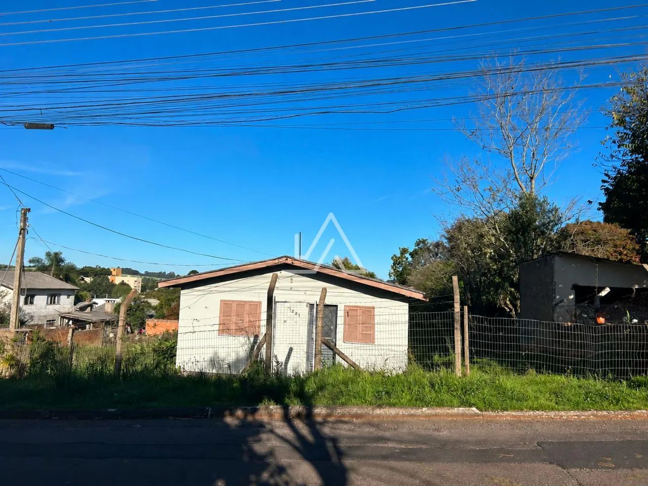 TERRENO AMPLO E ESTRATÉGICO - Foto 2