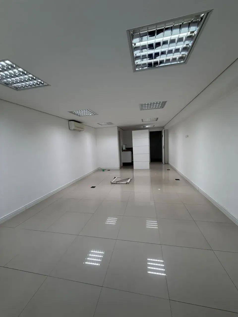 Sala comercial para locação  The Square Open Mall | Granja Viana