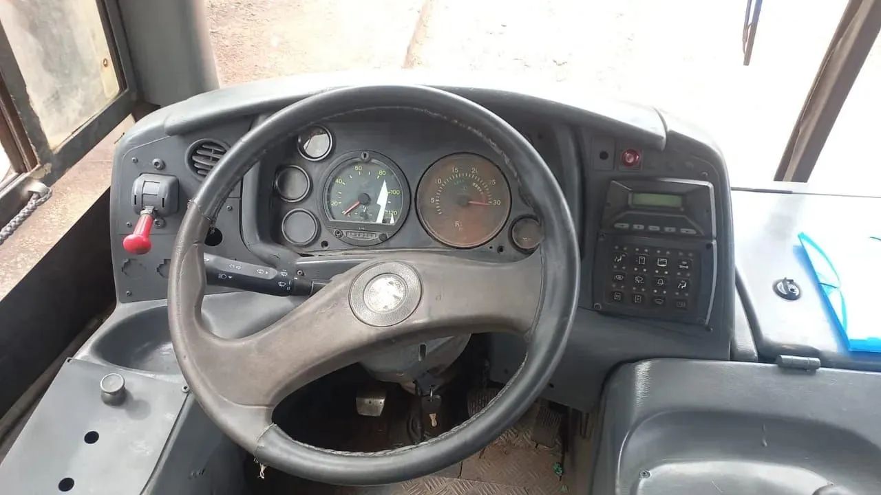 Ônibus urbano  - Foto 3