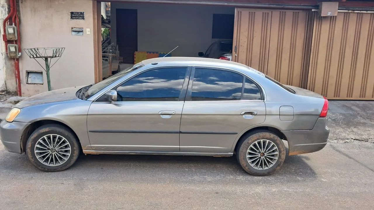 Honda Civic Sedan LX 1.7 16V 115cv Mec. 4P 2002