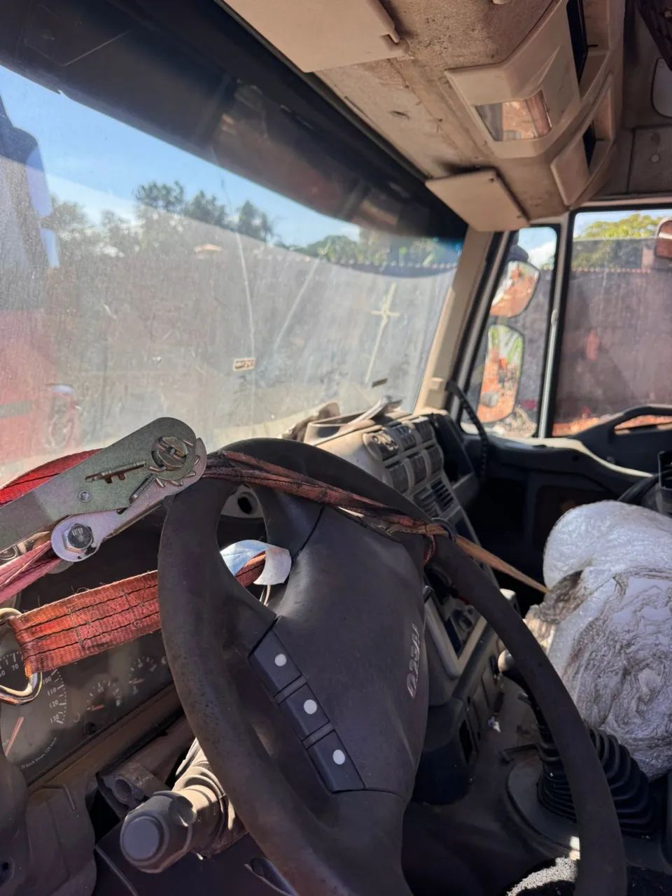 Cabine completa iveco stralis teto alto - Foto 5