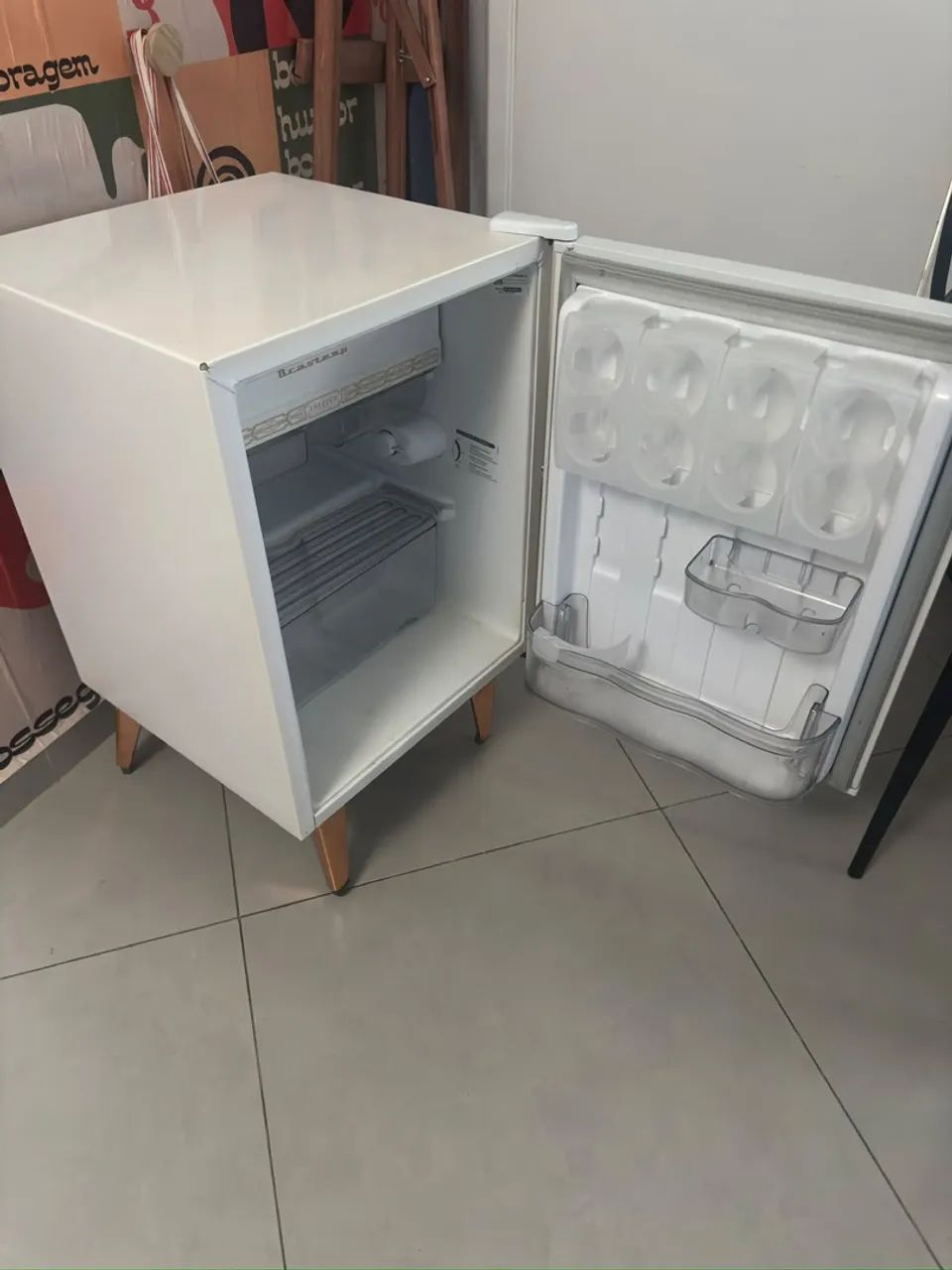Frigobar Brastemp Retrô  - Foto 4