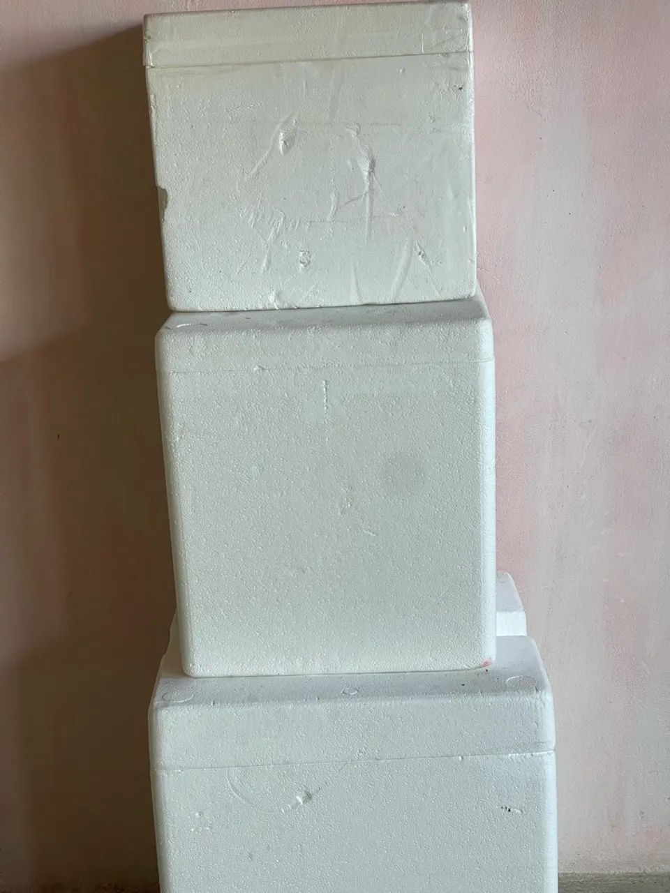 3 caixas de isopor 