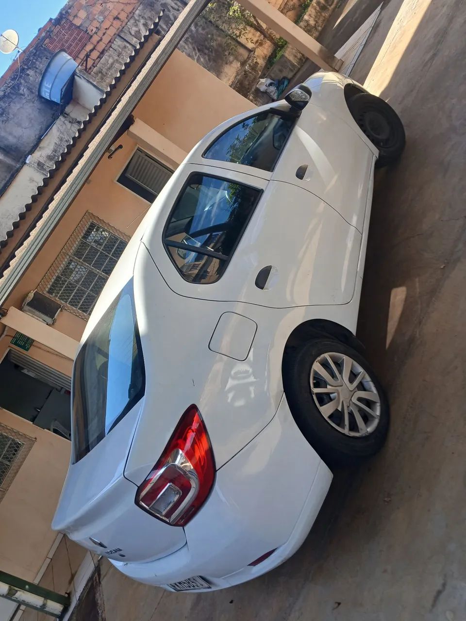Renault Logan Authentique Flex 1.0 12V 4P 2019 - Foto 2