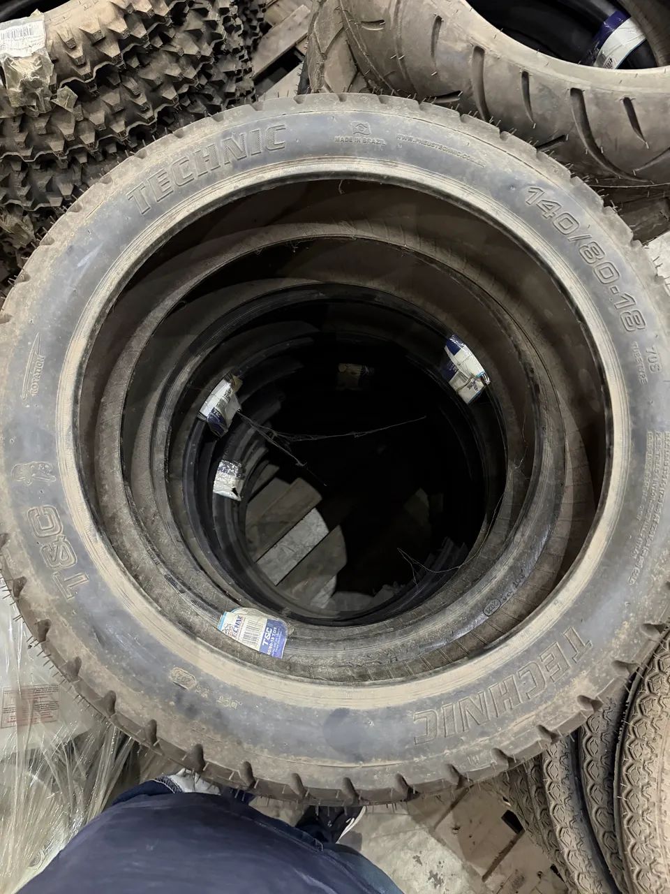 Pneu Technic 140/80.18 - Foto 3