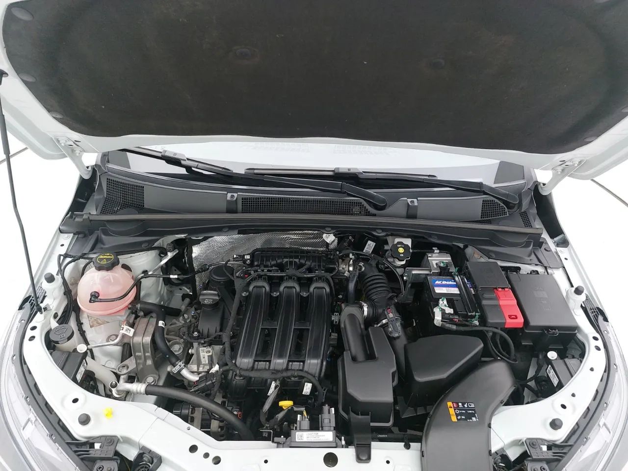 Chevrolet Onix Hatch 1.0 12V Flex Mec. 4P, foto 10 de 18