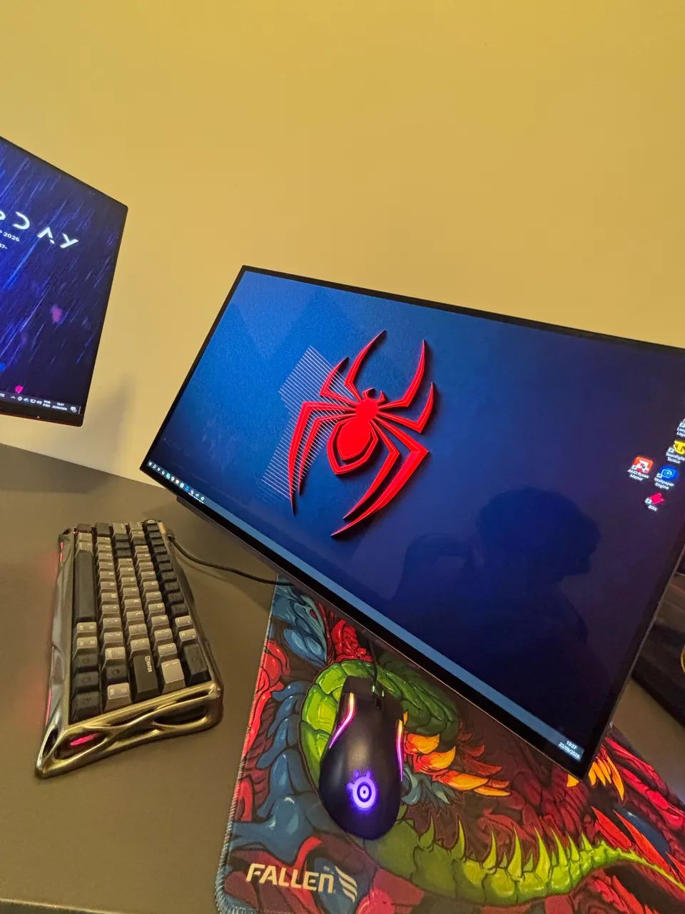 LG ULTRAGEAR OLED 27//240hz - Foto 2