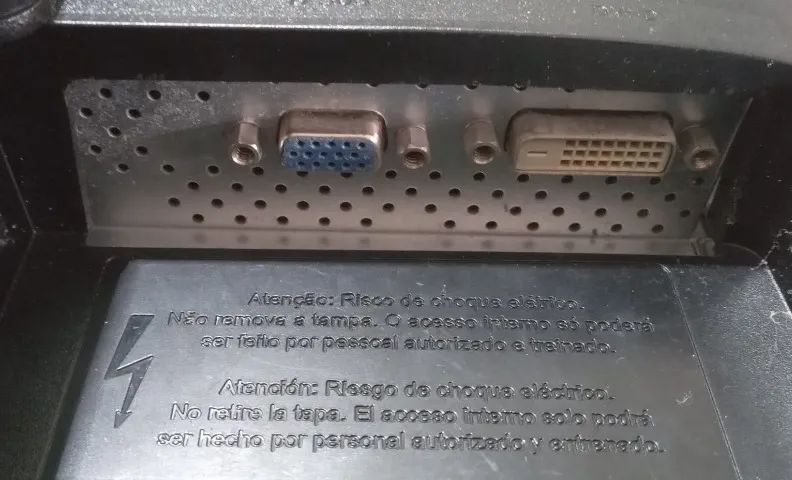 munitor positivo   W 19 46P9 ligando mas dando tela branca defeito tela branca concert - Foto 5