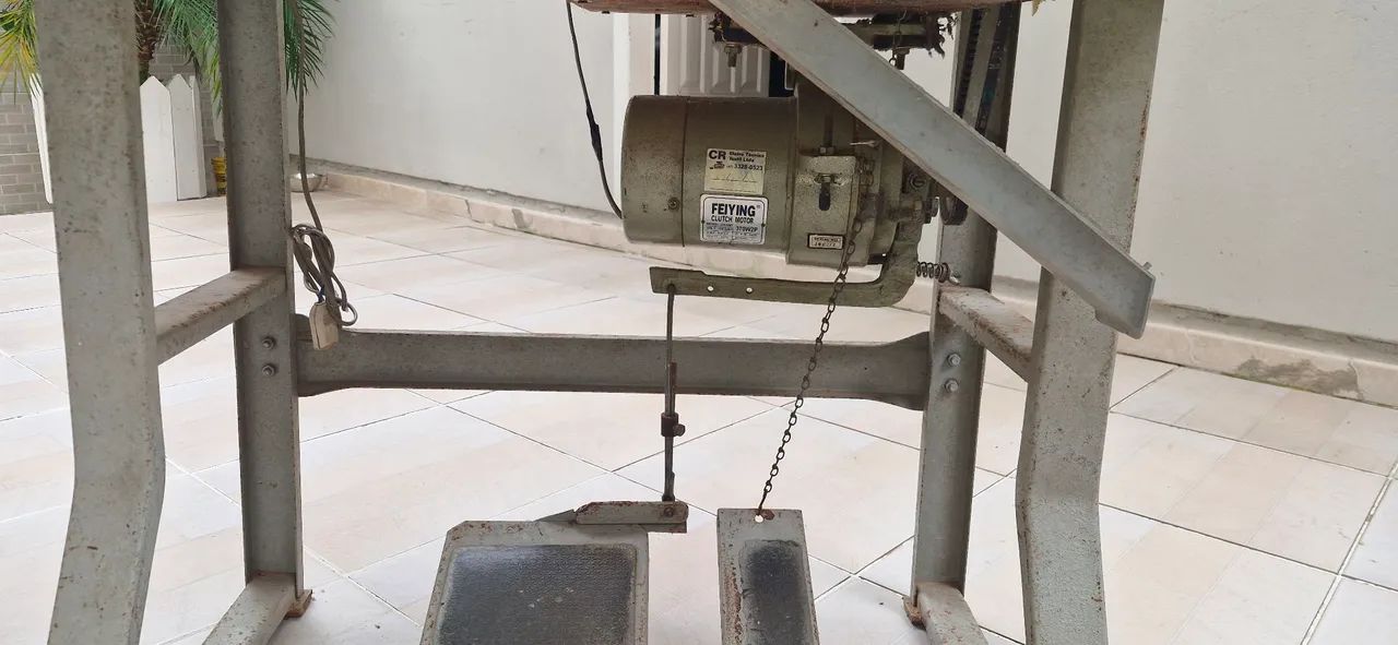 Maquina de costura overlock  - Foto 2