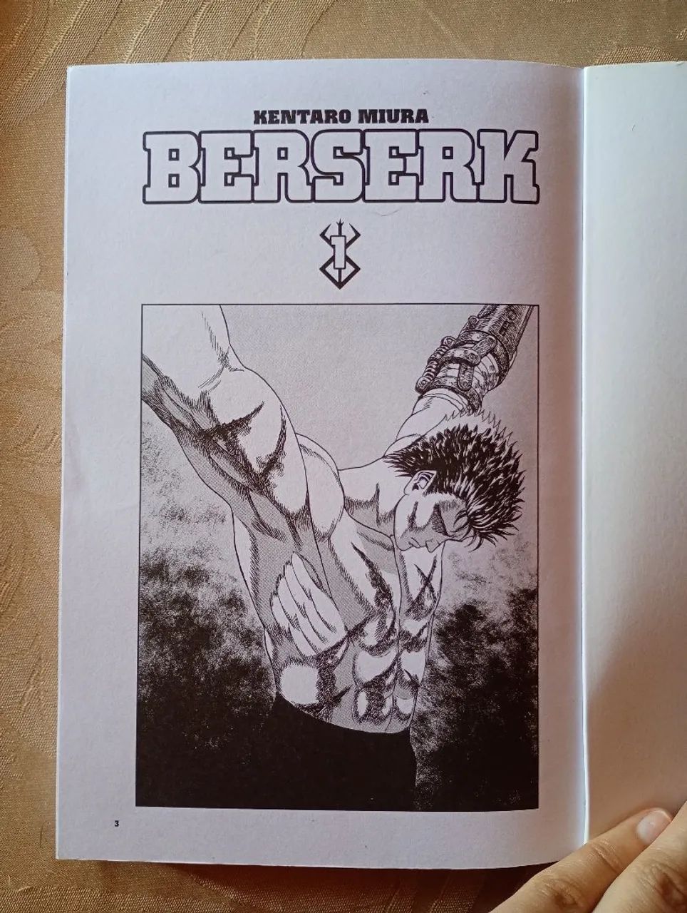 Mangá capítulo 1 Berserk (usado) - Foto 4