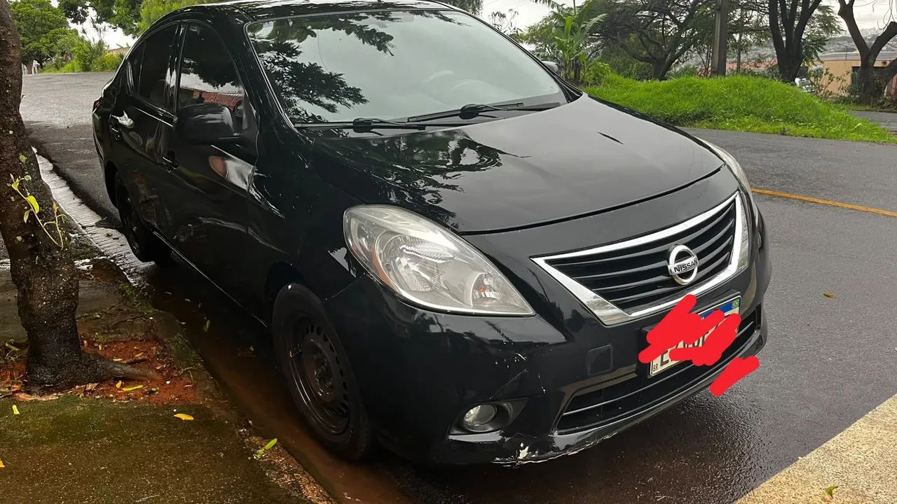 Nissan Versa VERSA S 1.6 16V Flex Fuel 4p Mec. 2012