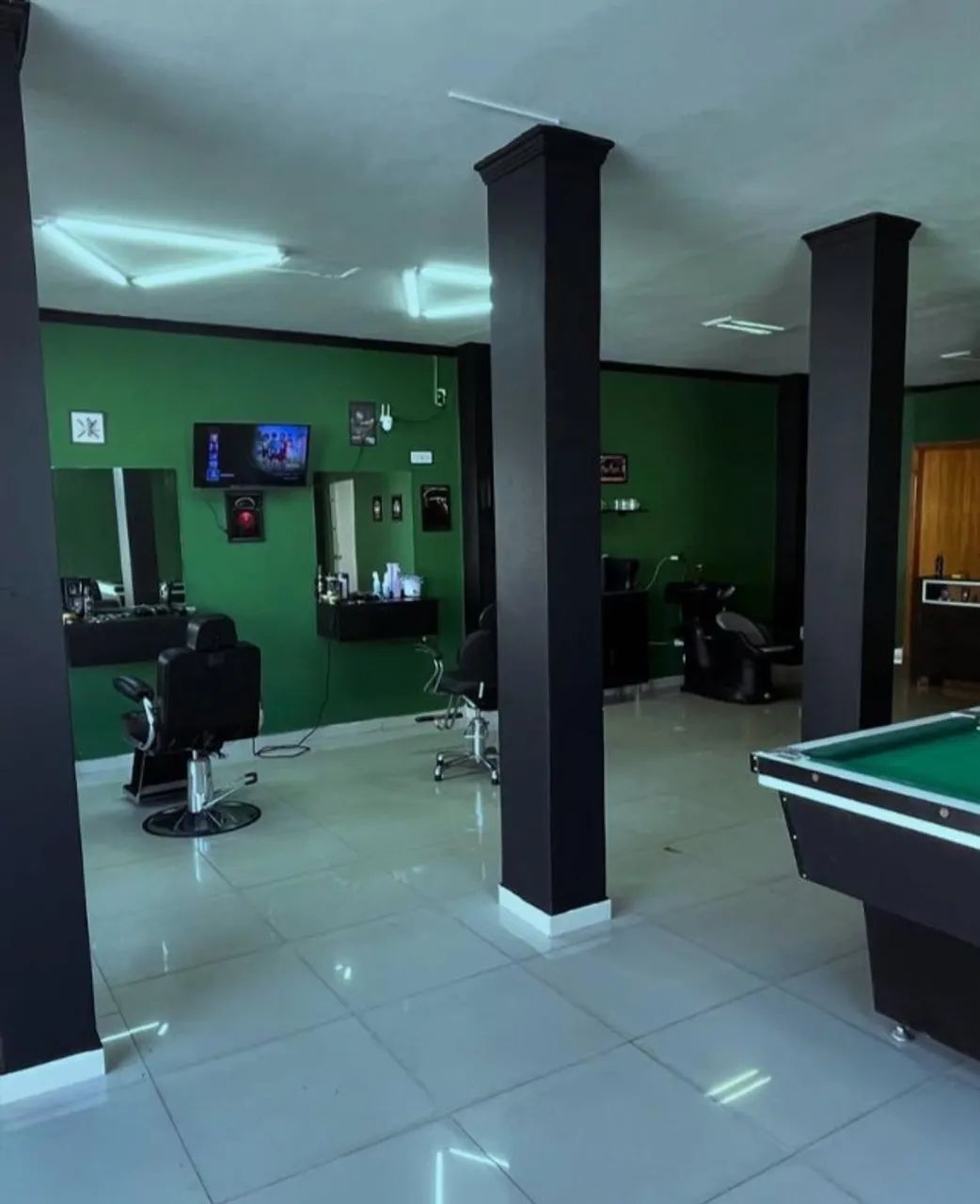 Arrendo ou Vendo Barbearia Completa. - Foto 3