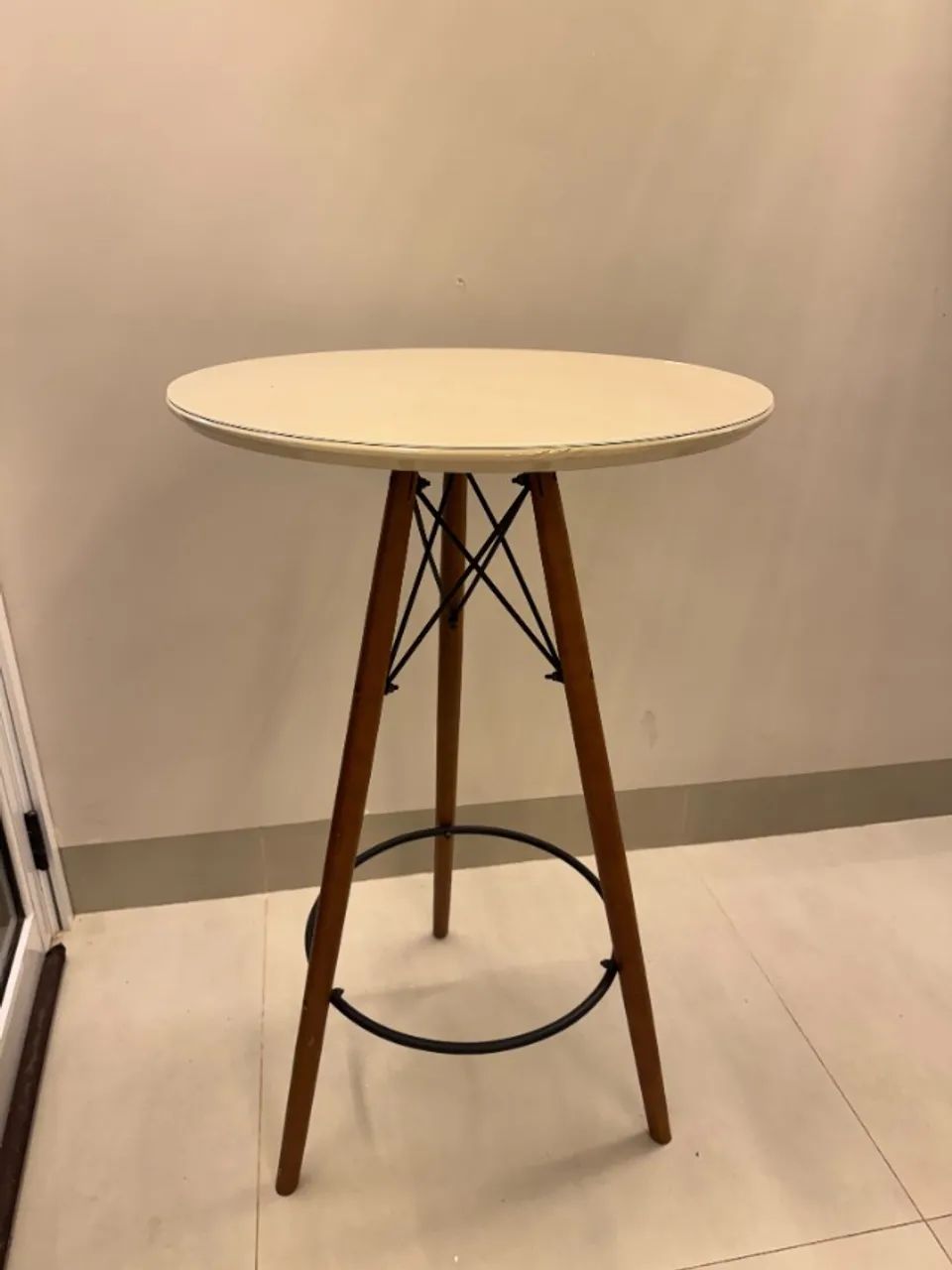 Bistrô com 2 banquetas - Foto 2