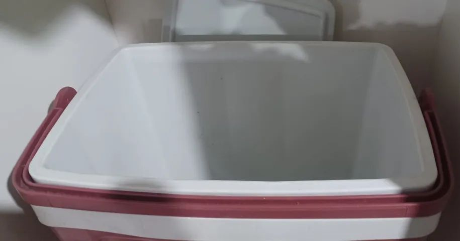 Cooler de 30 litros, vermelho. - Foto 3