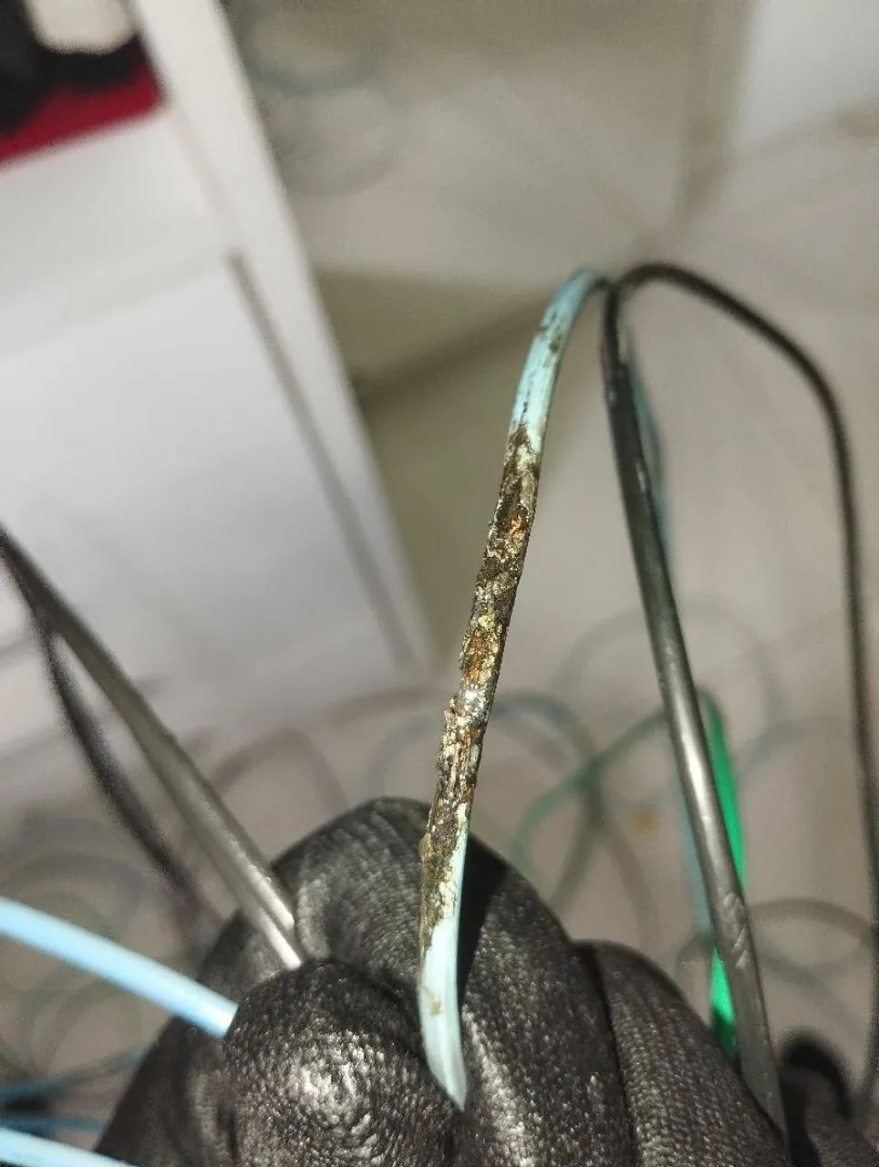 Eletricista disponível