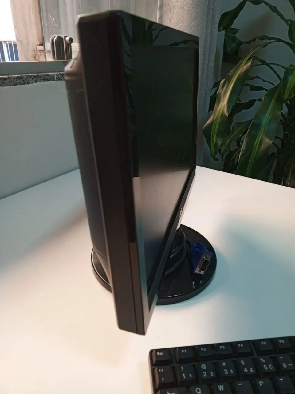 Vendo Tela de computador 14 polegadas em ótimo estado. - Foto 3