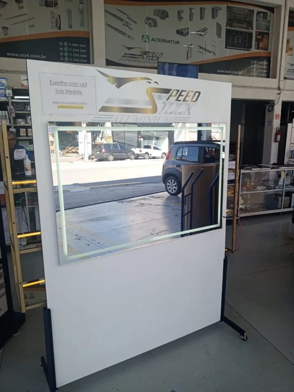 Cristaleira sob medida  - Foto 3