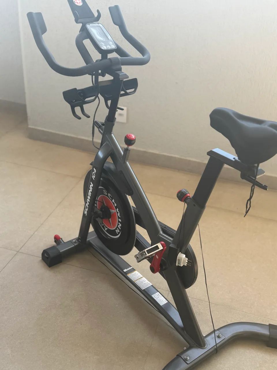 Bicicleta Schwinn IC4 - Foto 3