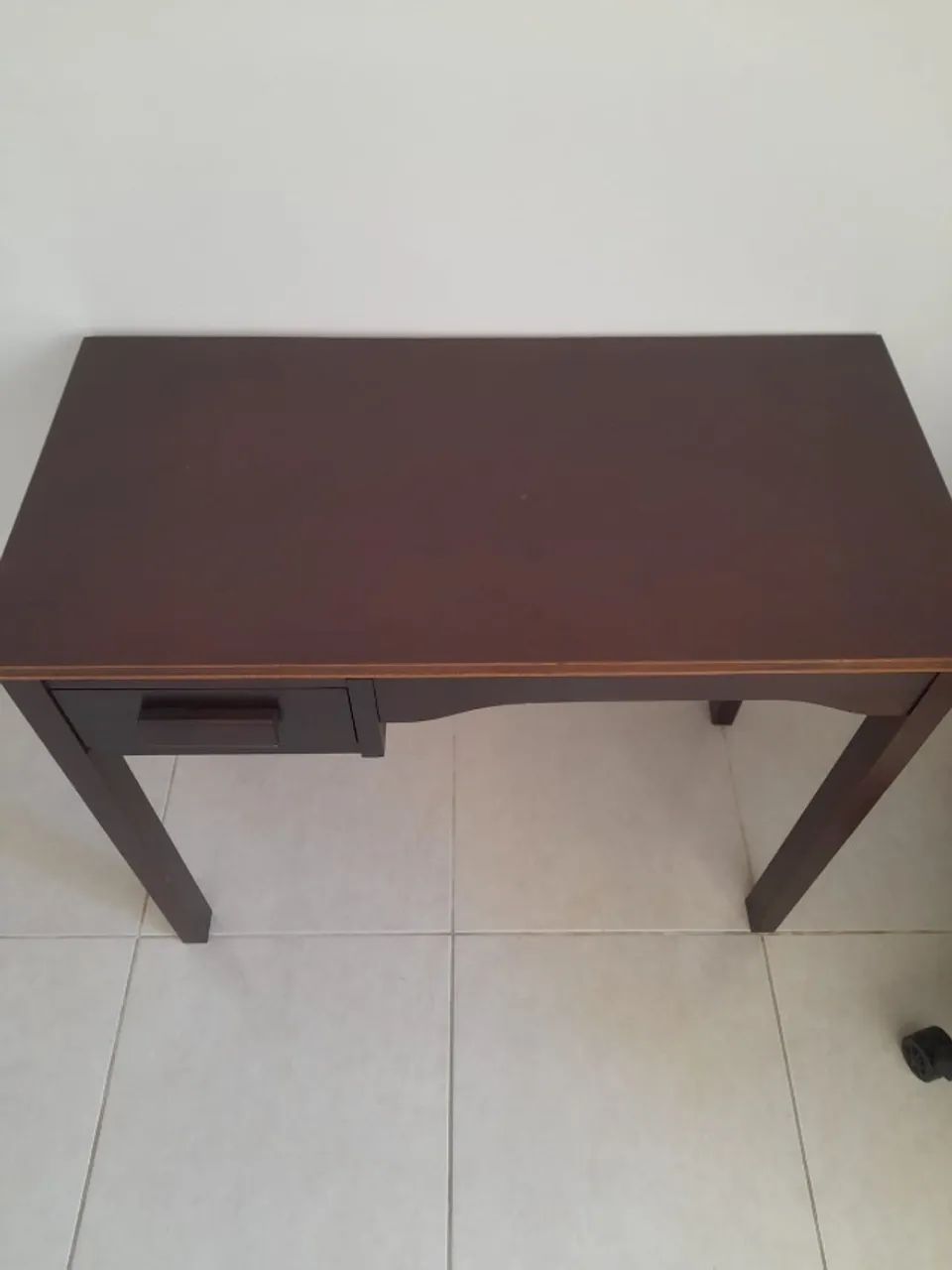 Escrivaninha madeira maçiça - Foto 2