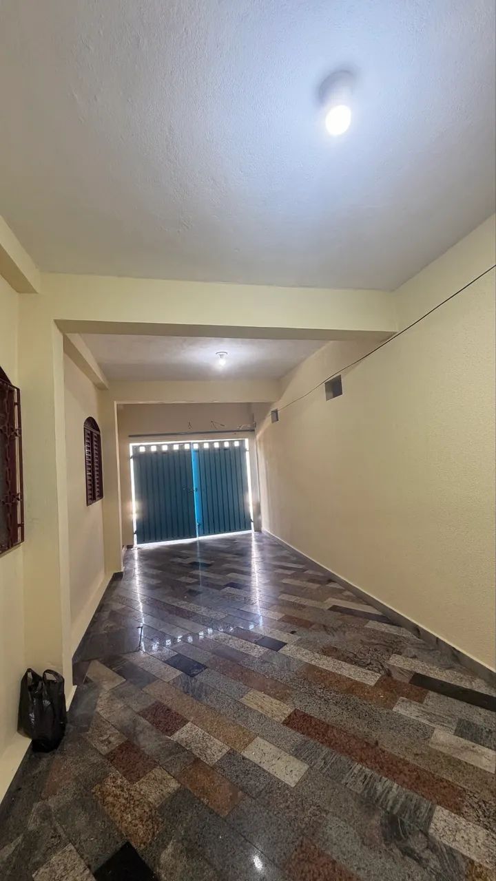 Casa 2 Quartos com Garagem para Aluguel