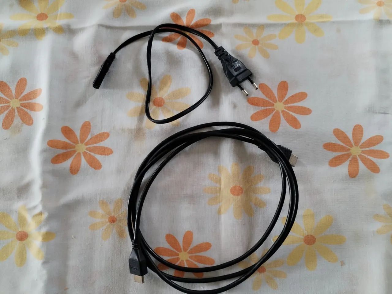 Ps4 1tb + 5 Jogos - Foto 4