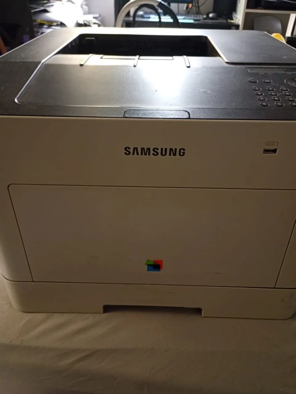 Impressora a Laser colorida 