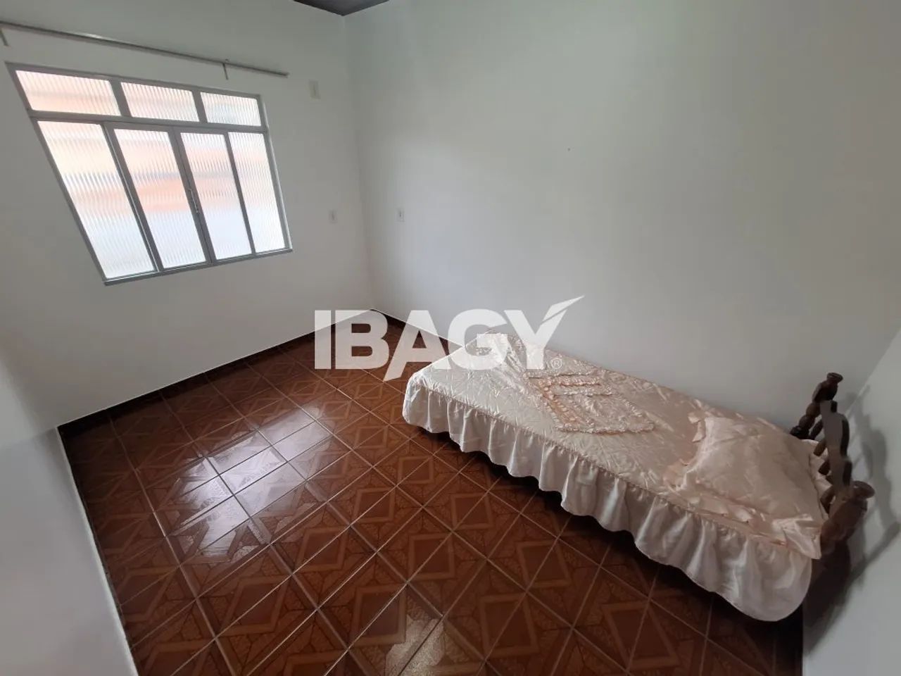 Excelente Casa 4 dormitório(s) em Rio Caveiras - Biguaçu - Foto 2