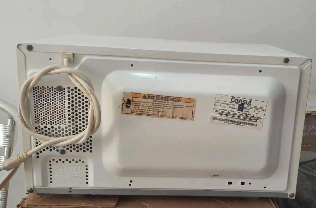 Vendo microondas cônsul 23 litros 