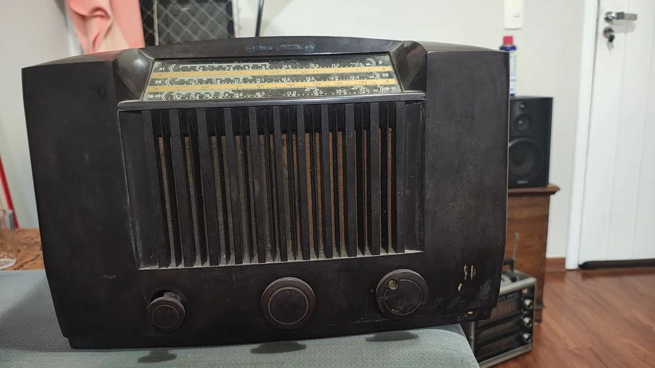Rádio RCA Victor 1950 para restaurar - Foto 2