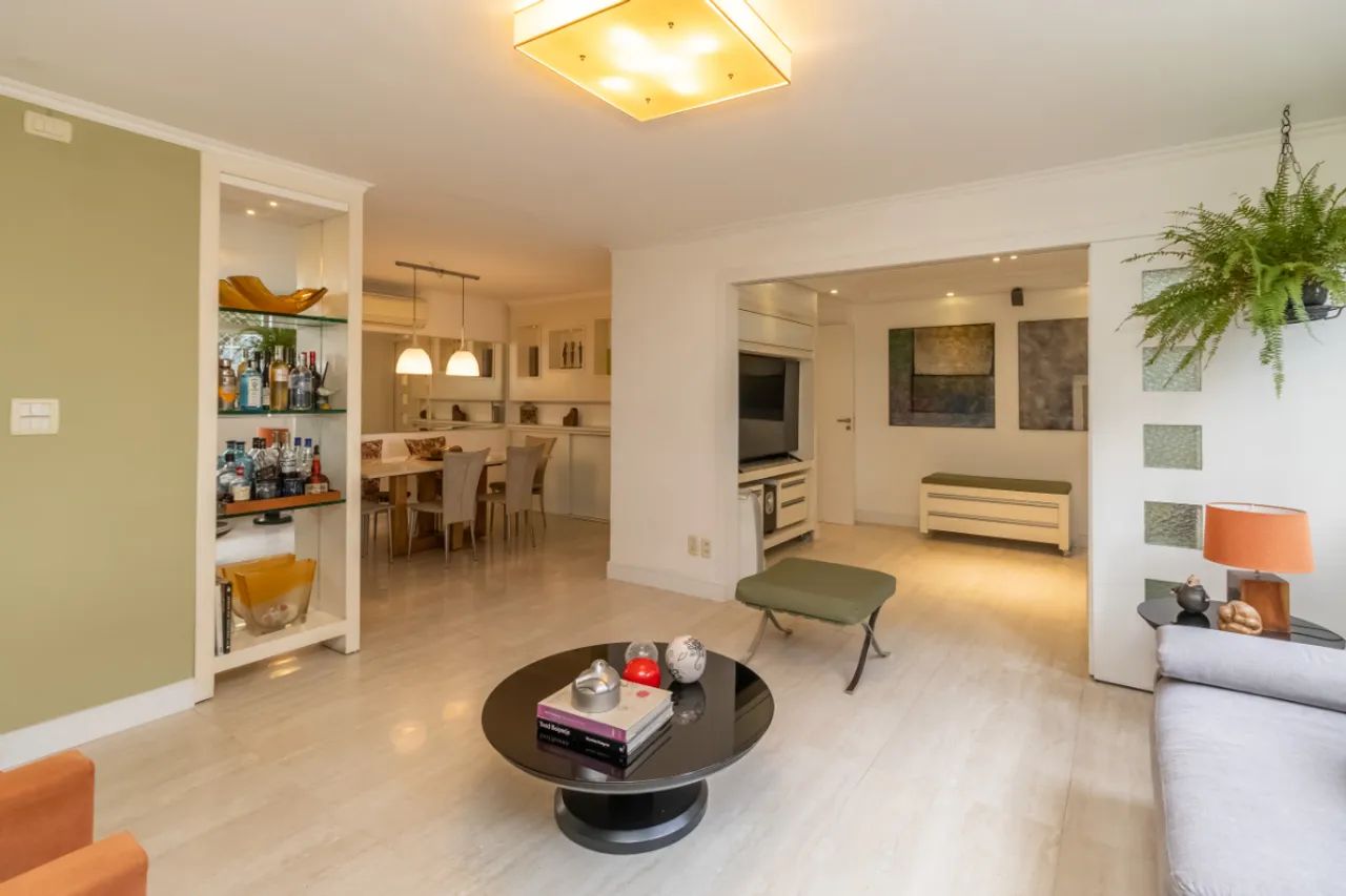 Apartamento para venda em Itaim Bibi com 2 quartos, sendo 1 suíte, 110m² - Foto 3