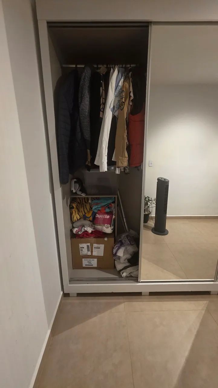 Vendo guarda-roupa em ótimo estado - Foto 3