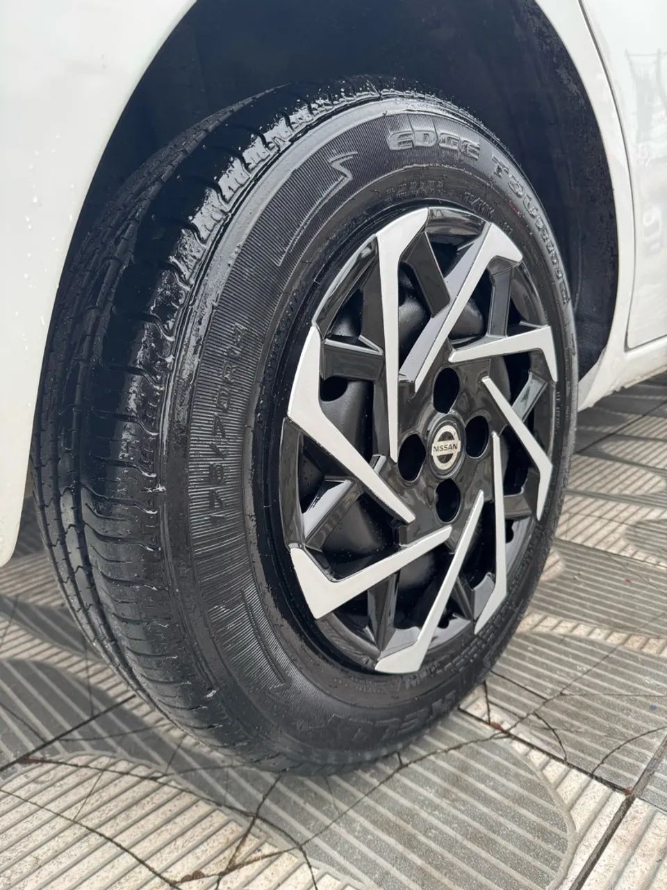 Nissan March S 1.0 16V Flex Fuel 5p, foto 16 de 16