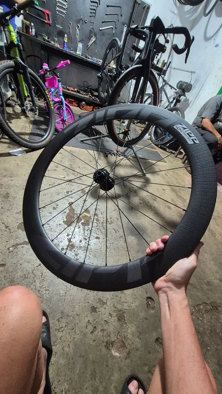 Roda zipp 404 firecrest - Foto 3