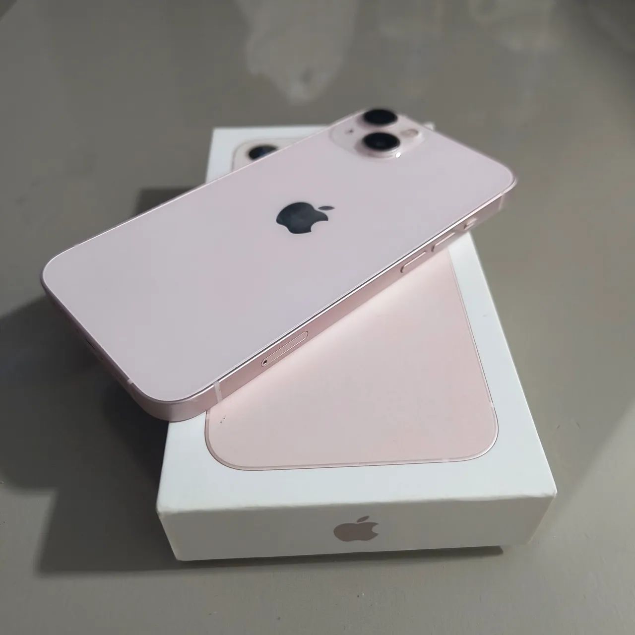 iPhone 13 Rosa - Foto 2