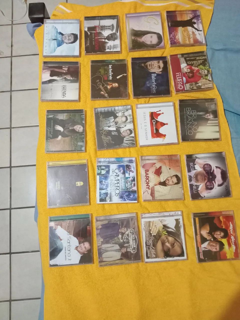 Coleção de cds evangélicos (108 cds) cantores difrrentes - Foto 2