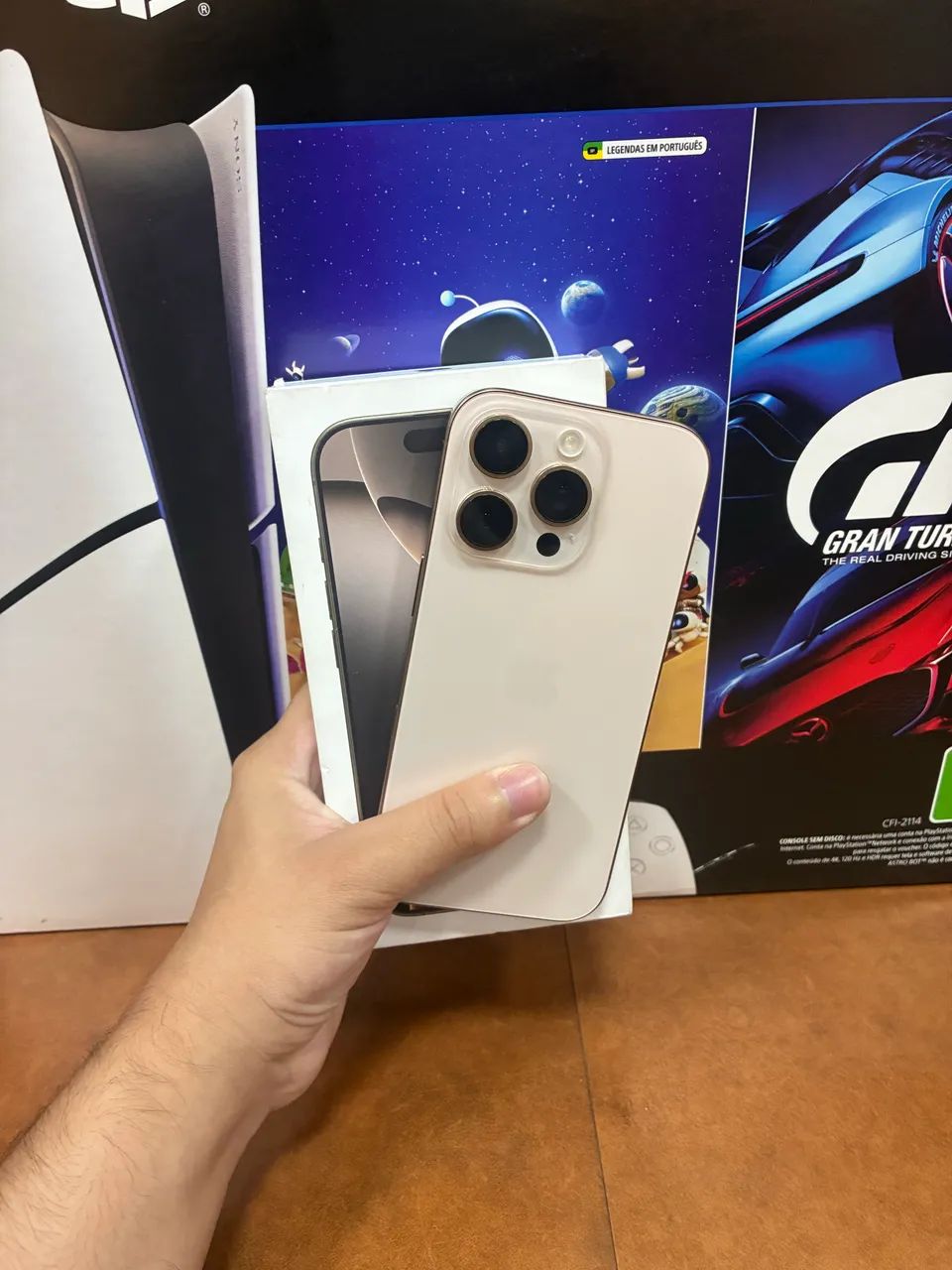 IPHONE 16 PRO 256GB (SEMI ZERADO)