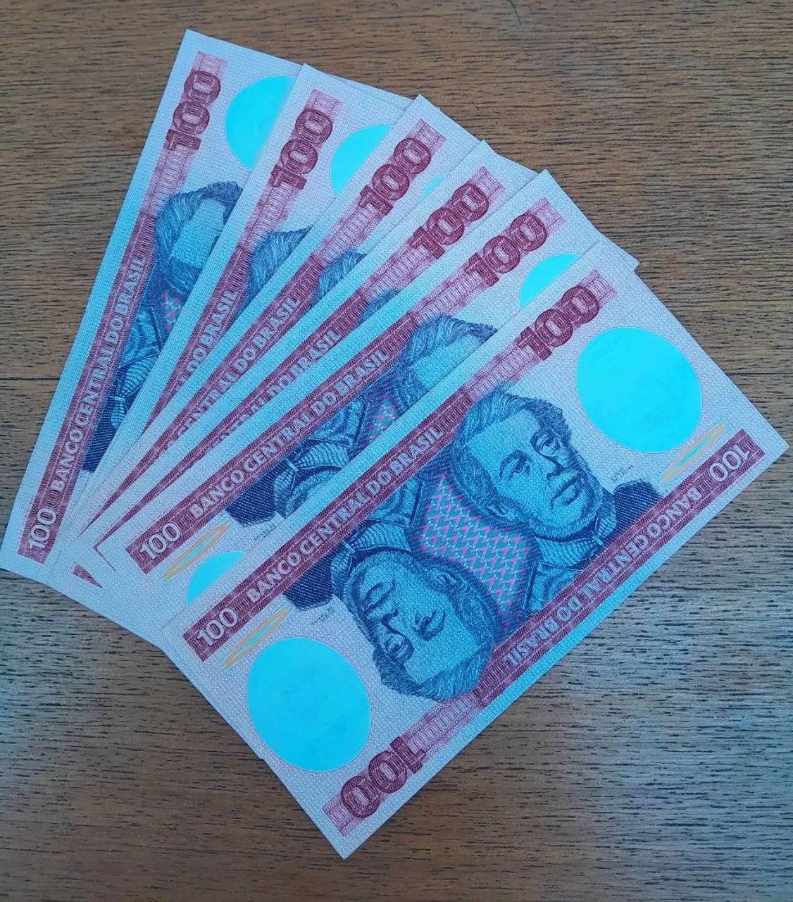 Cédulas de 100 Cruzeiros Duque de Caxias - Foto 2